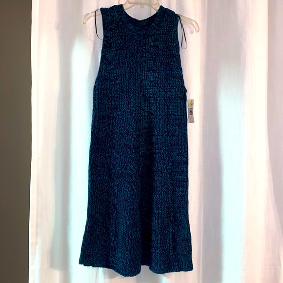 Dresses & Skirts - Sleeveless sweater sheath